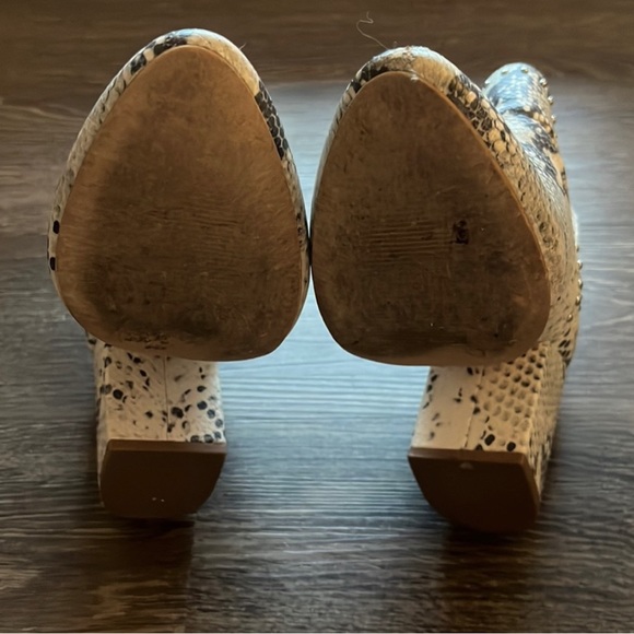 Steve Madden Booties - Picture 6 of 7